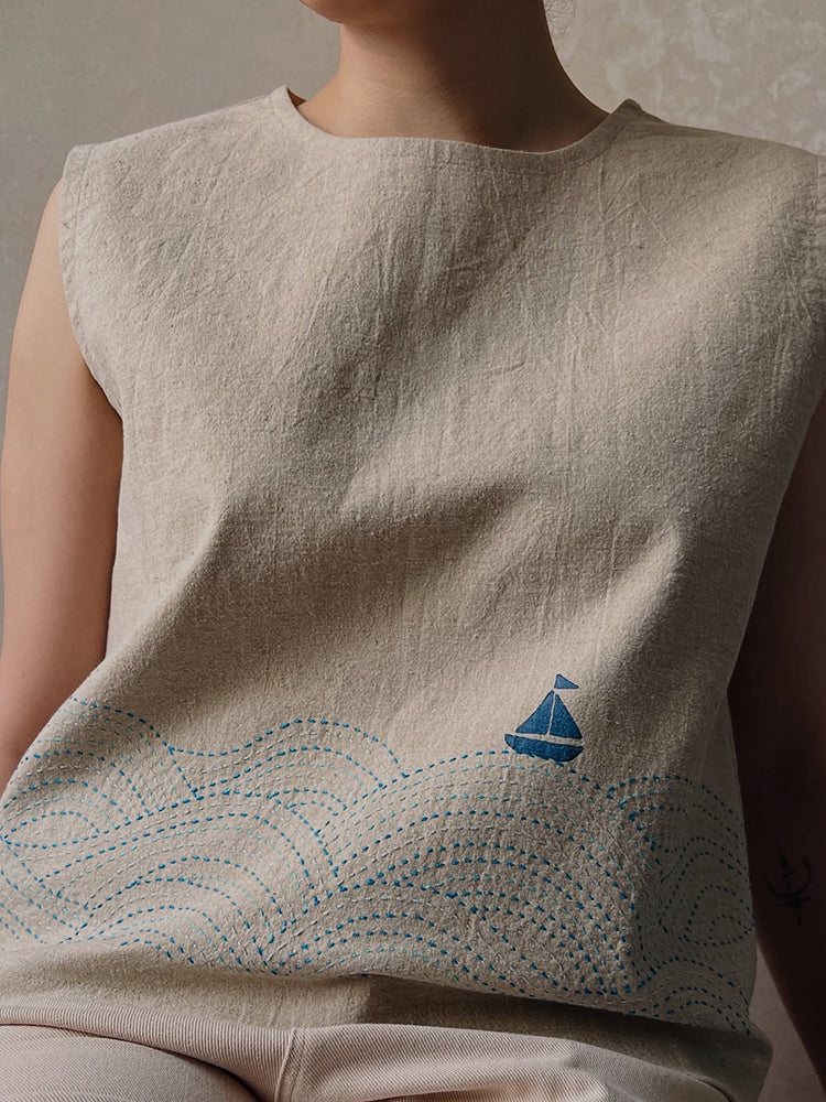 Women's Sailboat And Waves Embroidery Art Sleeveless Tank Top