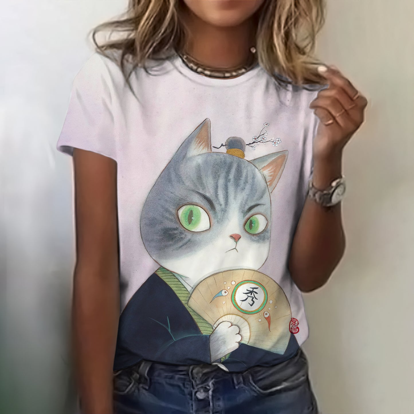 Funny Cat Wearing Kimono And Holding A Folding Fan Printed T-shirt